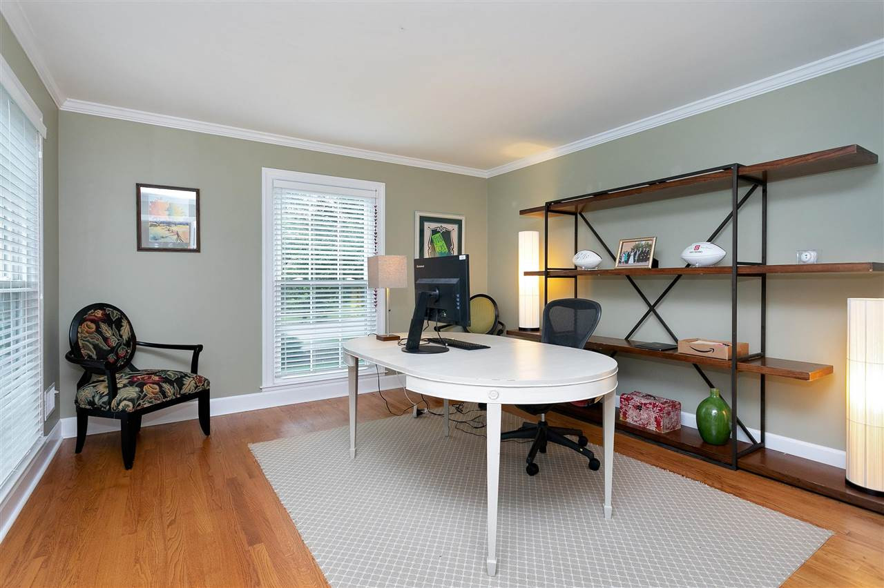 2201 West Charlotte Court Raleigh, NC 27607 - Photo 3 of 24 Photo 3