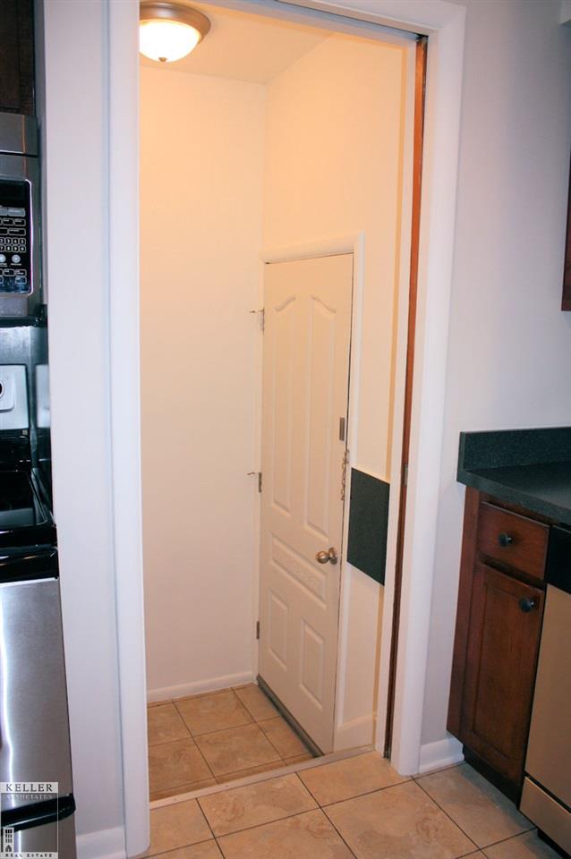 118 South Helen Avenue Rochester, MI 48307 - Photo 9 of 23