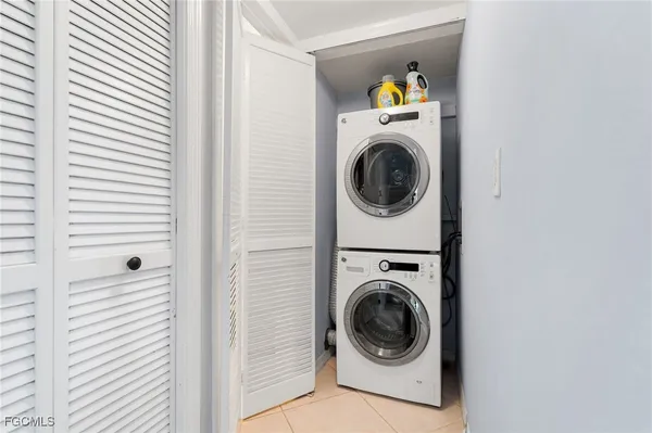 $549,000 | 1039 Beach Road, Unit 104, Sanibel, FL 33957