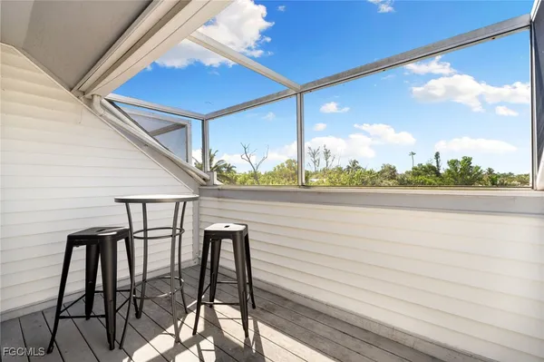 $549,000 | 1039 Beach Road, Unit 104, Sanibel, FL 33957