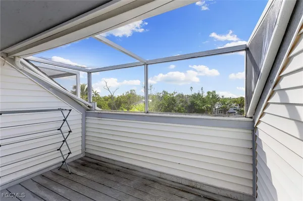 $549,000 | 1039 Beach Road, Unit 104, Sanibel, FL 33957