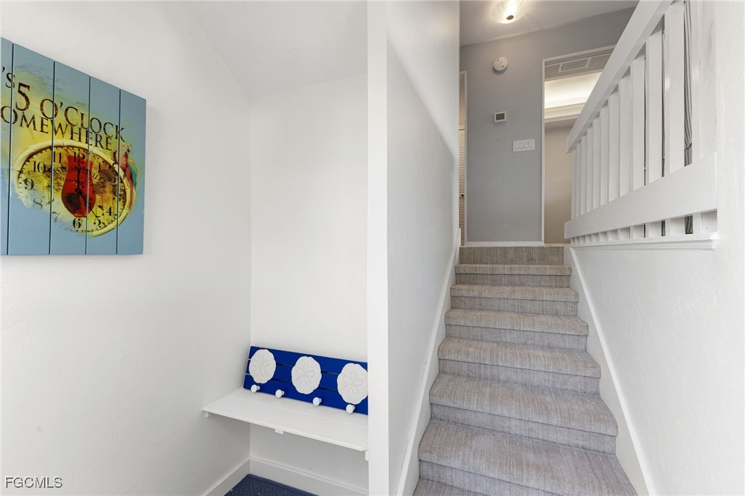 1039 Beach Road, Unit 104 Sanibel, FL 33957 - Photo 3 of 50