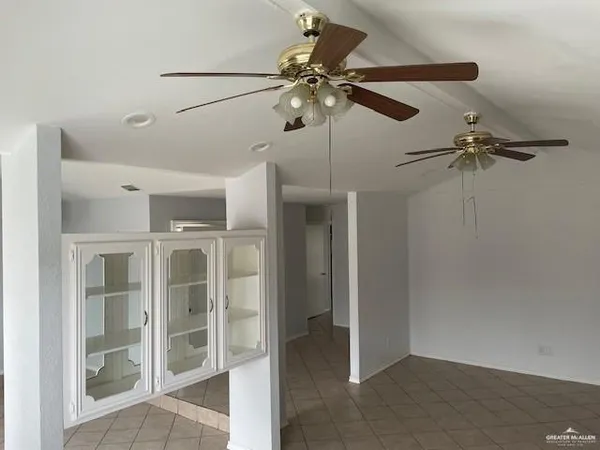 $1,700 | 2432 West Iris Avenue, McAllen, TX 78501