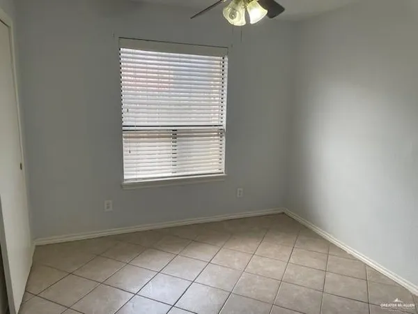 $1,700 | 2432 West Iris Avenue, McAllen, TX 78501