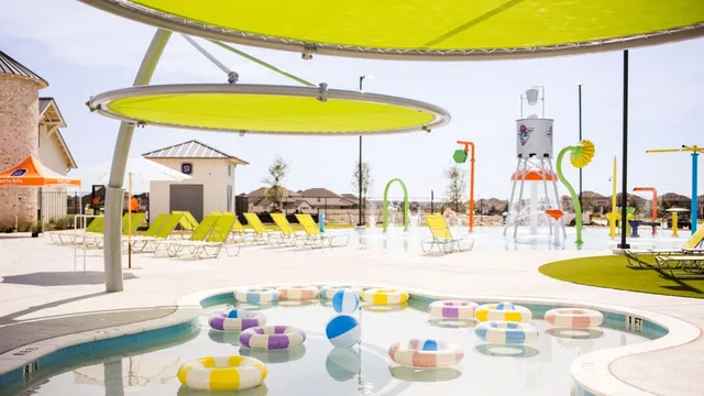 $693,900 | 113 Keuchel Lane, Liberty Hill, TX 78642