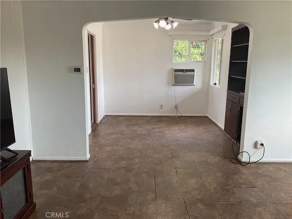 $750,000 | 10019 Rosecrans Avenue, Bellflower, CA 90706