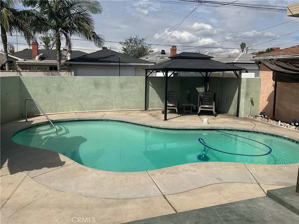 $750,000 | 10019 Rosecrans Avenue, Bellflower, CA 90706