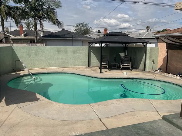 $750,000 | 10019 Rosecrans Avenue, Bellflower, CA 90706