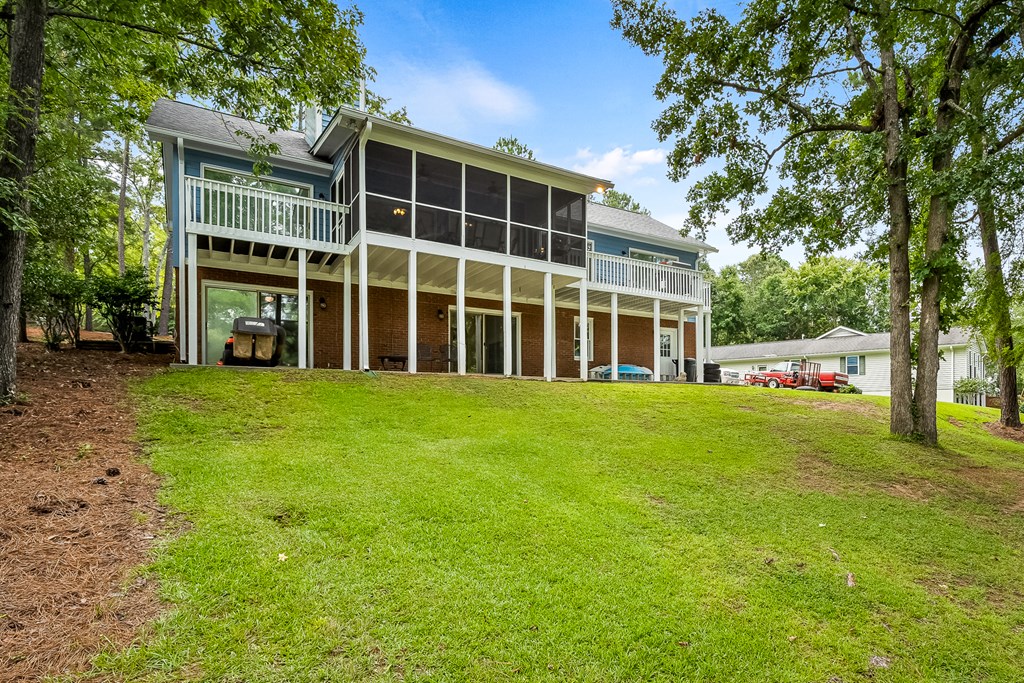 123 Watersedge Road Greenwood, SC 29649 - Photo 4 of 47