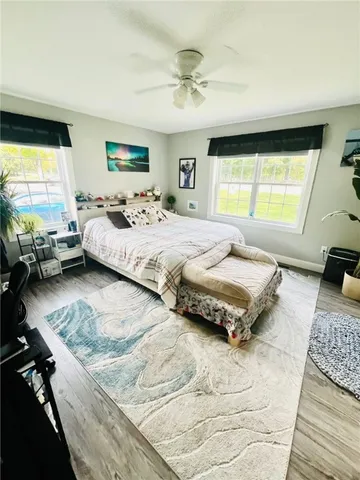 $4,000 | 215 Metacom Avenue, Bristol, RI 02809