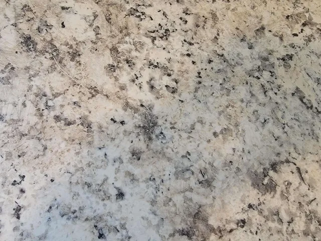 $174,900 | 217 East William Street, Kendallville, IN 46755