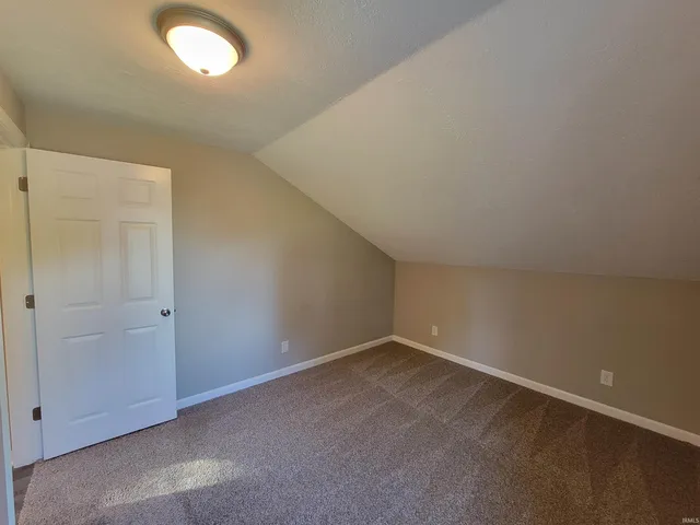 $174,900 | 217 East William Street, Kendallville, IN 46755