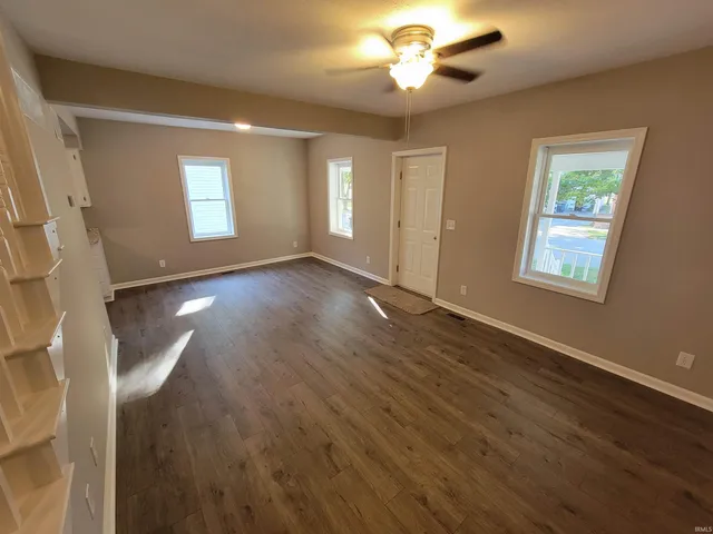 $174,900 | 217 East William Street, Kendallville, IN 46755