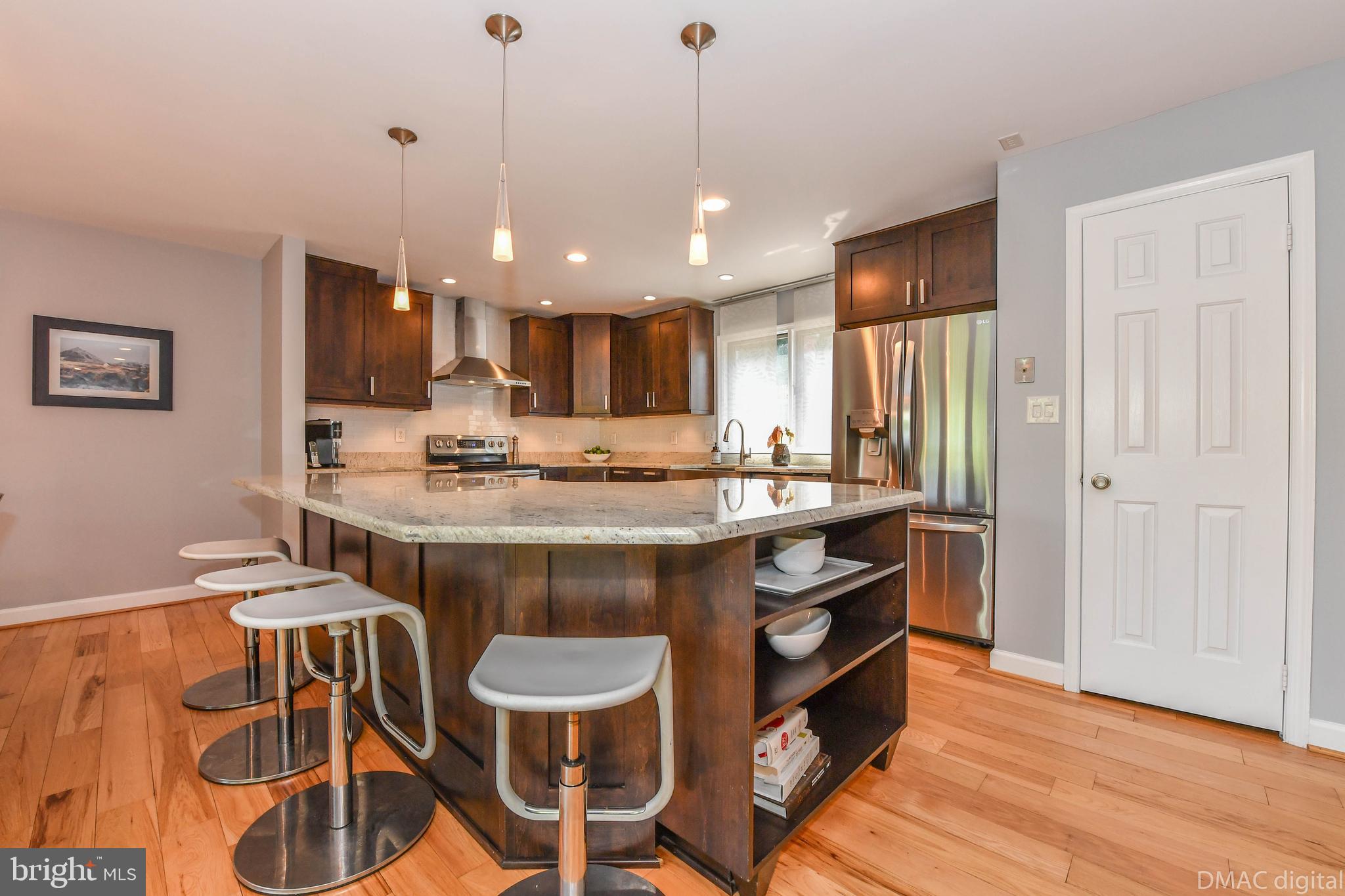 6951 Meadowlake Road New Market, MD 21774 - Photo 11 of 54 Oversized island with seating.
