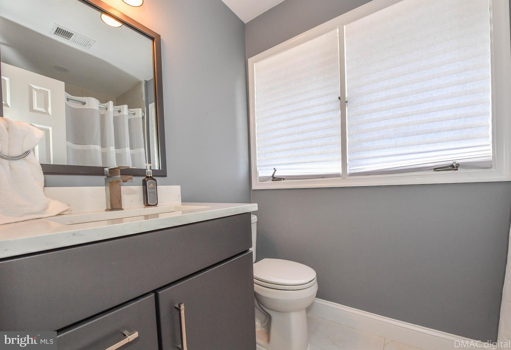 6951 Meadowlake Road New Market, MD 21774 - Photo 34 of 54 2nd full upper bathroom.