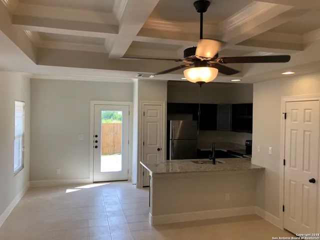 $1,475 | 16719 Jupiter, Unit 3, Selma, TX 78154