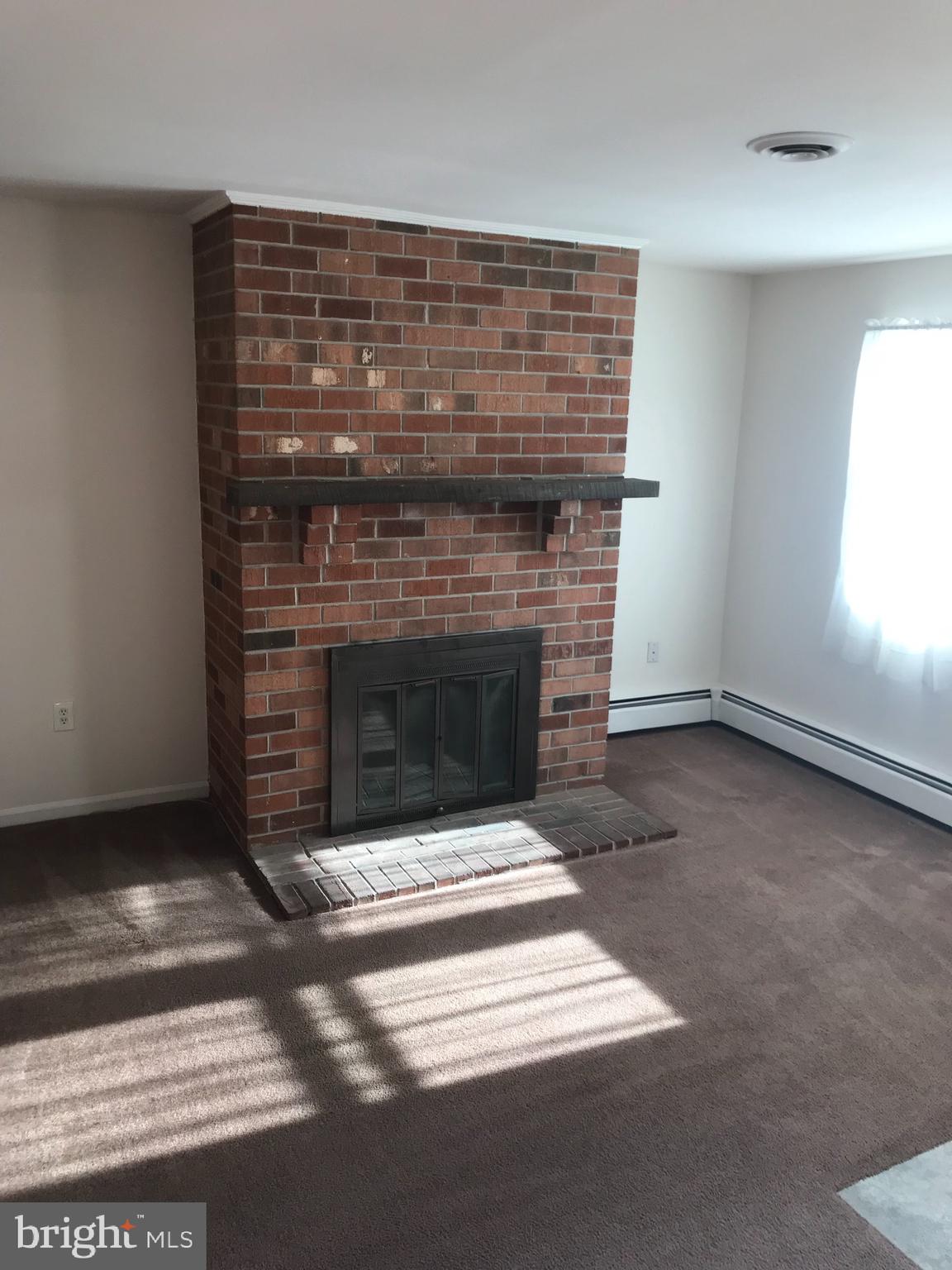 3006 Walnut Ridge Drive Pottstown, PA 19464 - Photo 3 of 24 Gallery Image 3