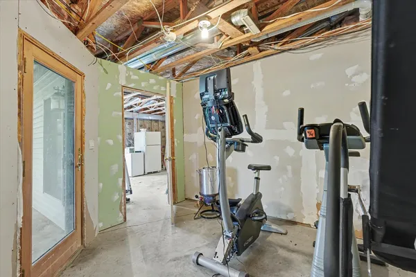 $523,000 | 724 East Hilvety Road, Moweaqua, IL 62550
