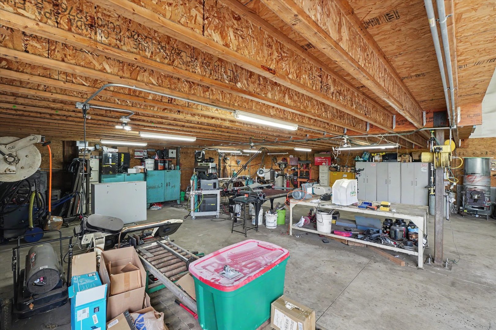 724 East Hilvety Road Moweaqua, IL 62550 - Photo 47 of 50