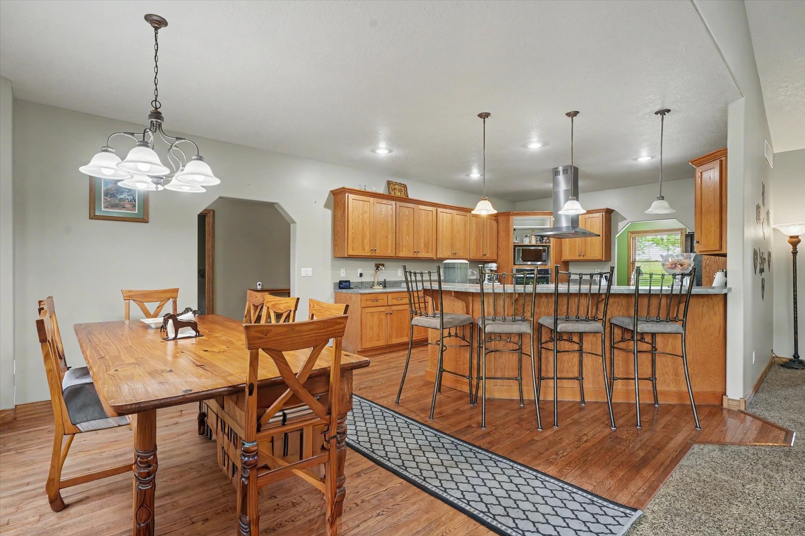 724 East Hilvety Road Moweaqua, IL 62550 - Photo 9 of 50