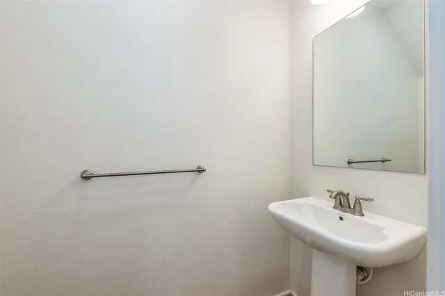 $3,200 | 840 Kakala Street, Unit 603, Kapolei, HI 96707