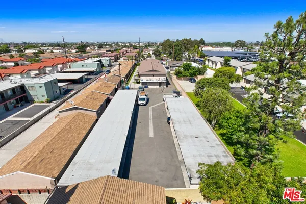 $3,500,000 | 4502 Elizabeth Street, Cudahy, CA 90201