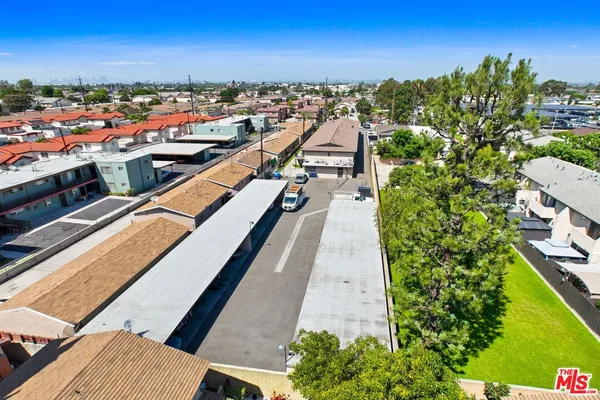 $3,500,000 | 4502 Elizabeth Street, Cudahy, CA 90201