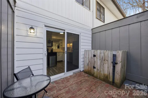 a view of a entryway front of house