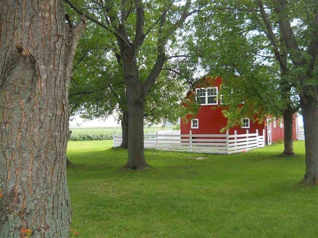 12696 Patterson Road Wakarusa, IN 46573 - Photo 5 of 36