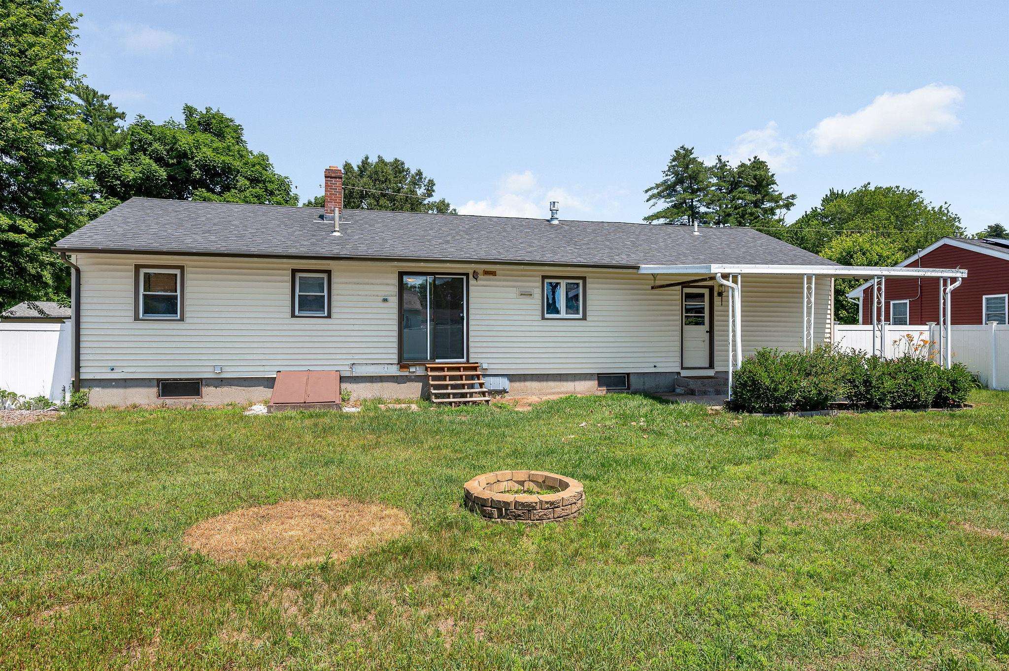 7 Raleigh Drive Nashua, NH 03062 - Photo 27 of 33