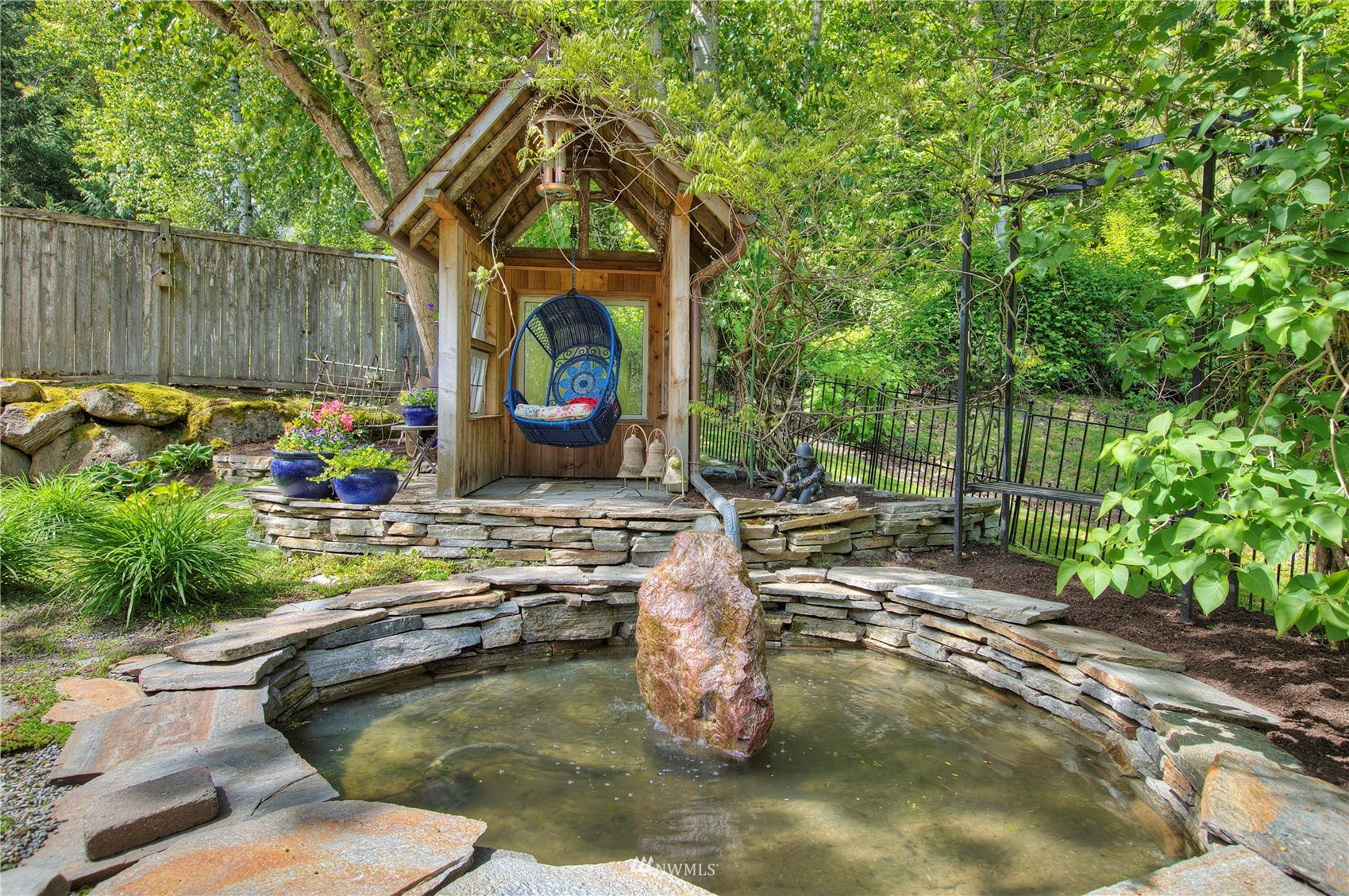 1127 R Street Northwest Auburn, WA 98001 - Photo 34 of 37 a view of a swimming pool with a patio