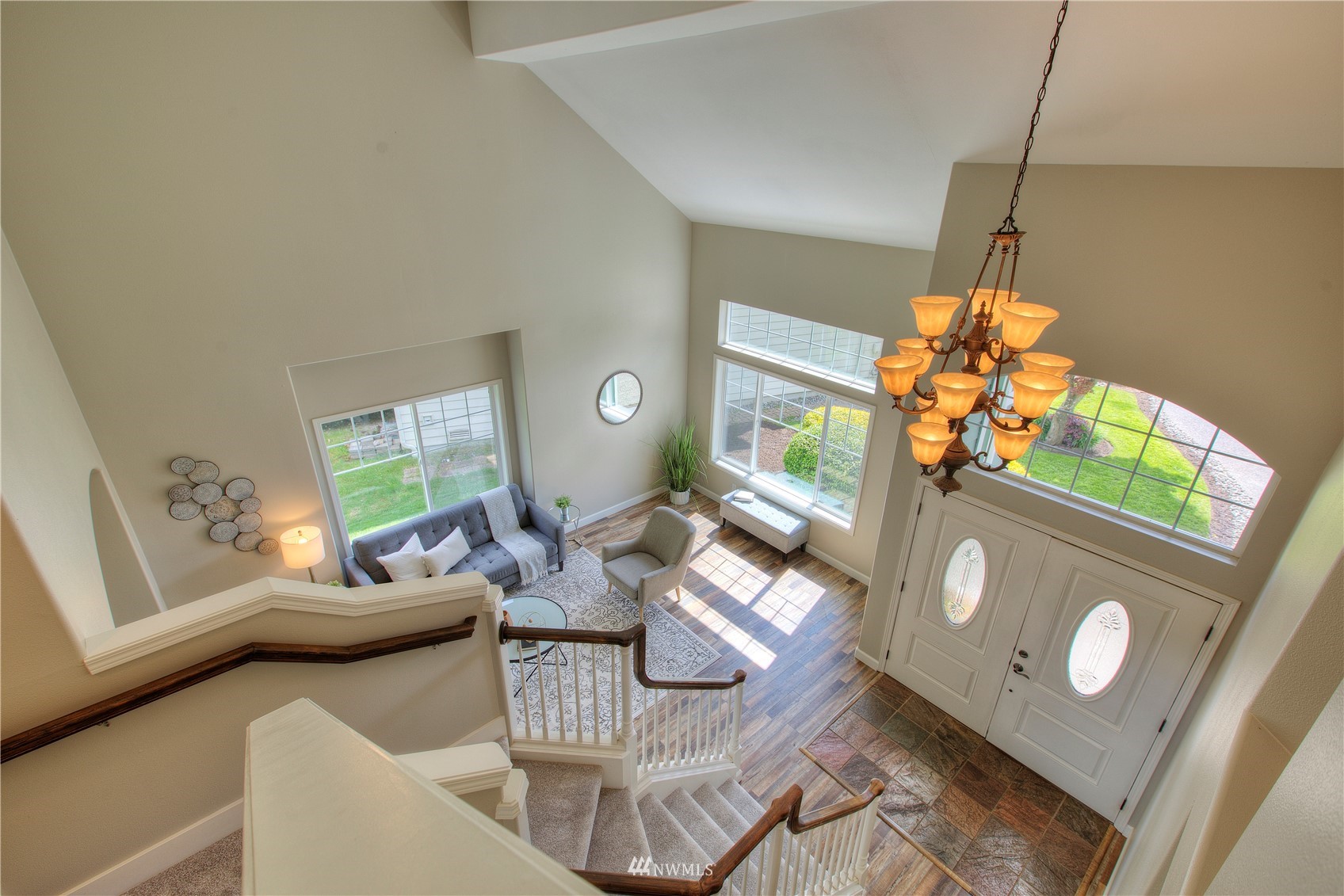 1127 R Street Northwest Auburn, WA 98001 - Photo 6 of 37 a living room with furniture and a window