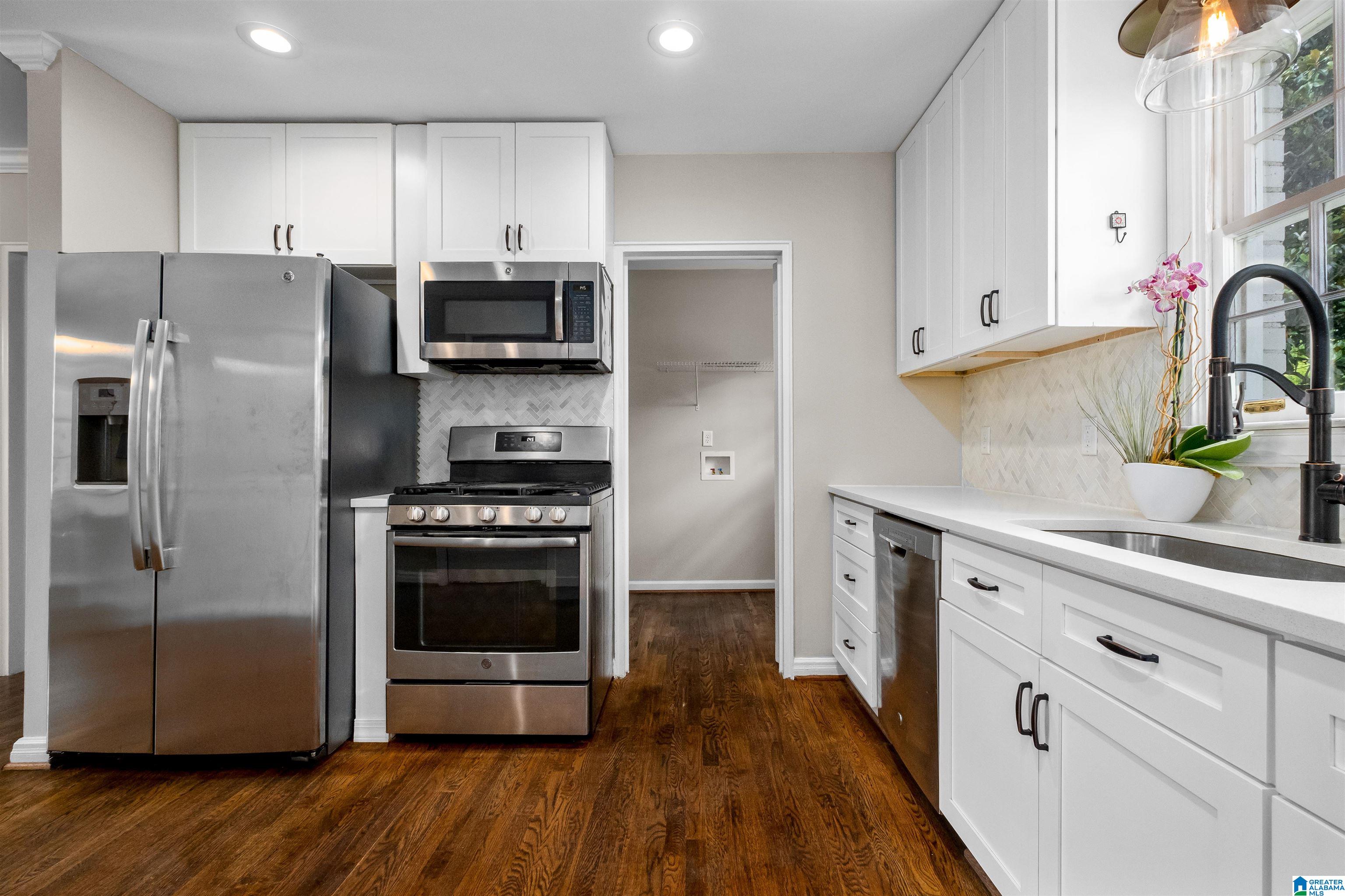 44 Edgehill Road Birmingham, AL 35209 - Photo 19 of 33