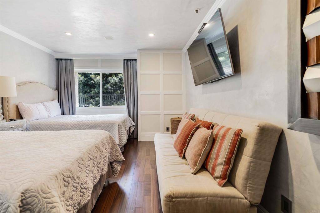 5705 Friars Road, Unit 11 San Diego, CA 92110 - Photo 21 of 37