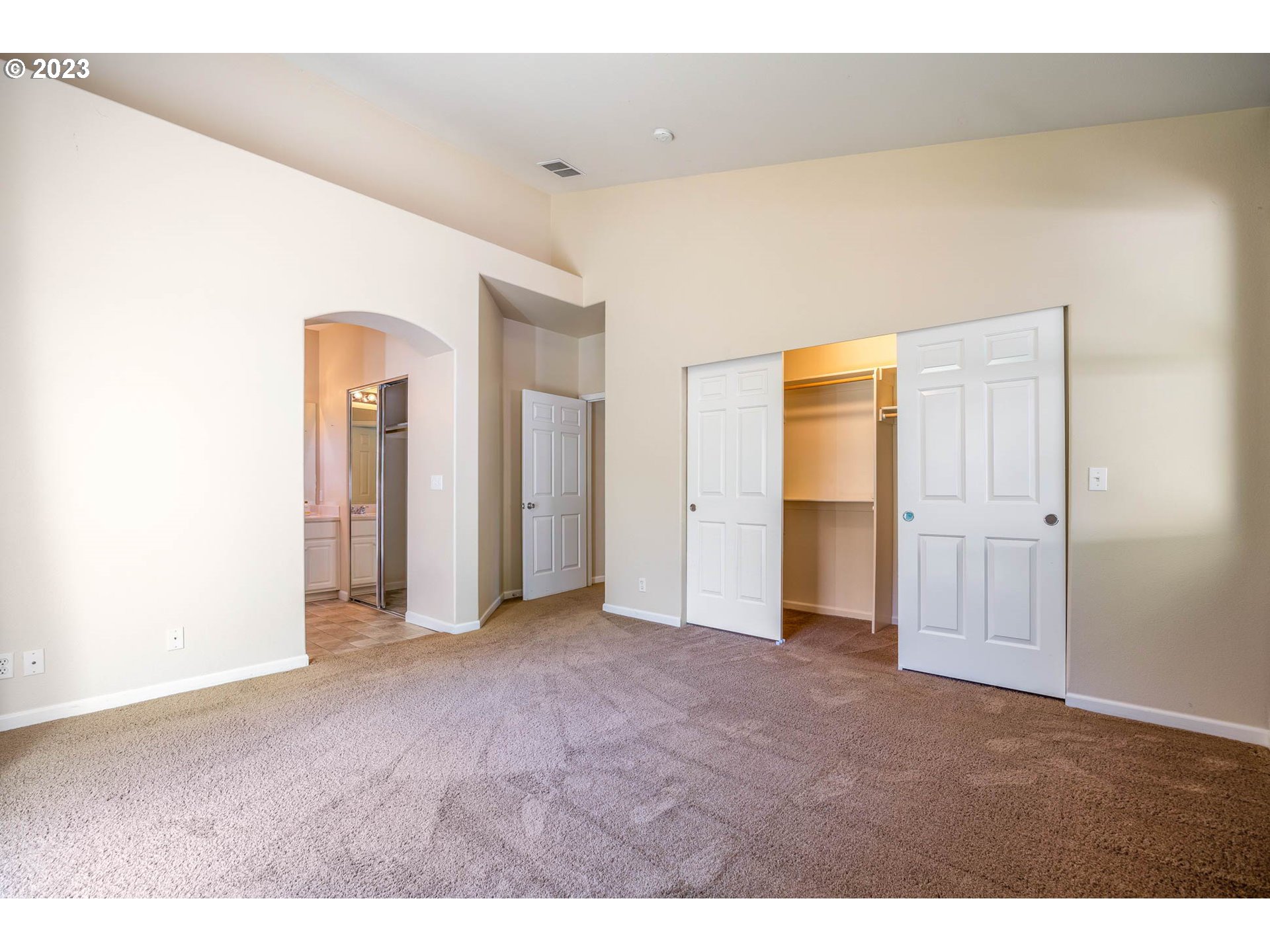 5408 Jeffrey Way Eugene, OR 97402 - Photo 17 of 37 a view of empty room