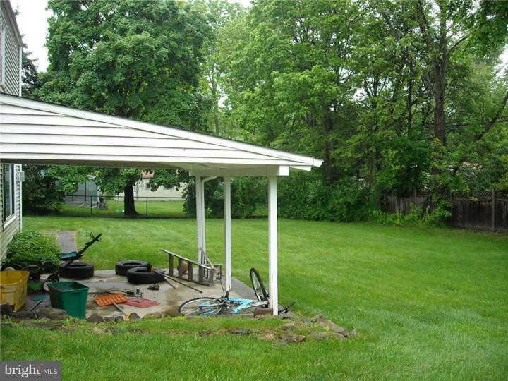 1673 Daws Road Blue Bell, PA 19422 - Photo 5 of 18 Patio