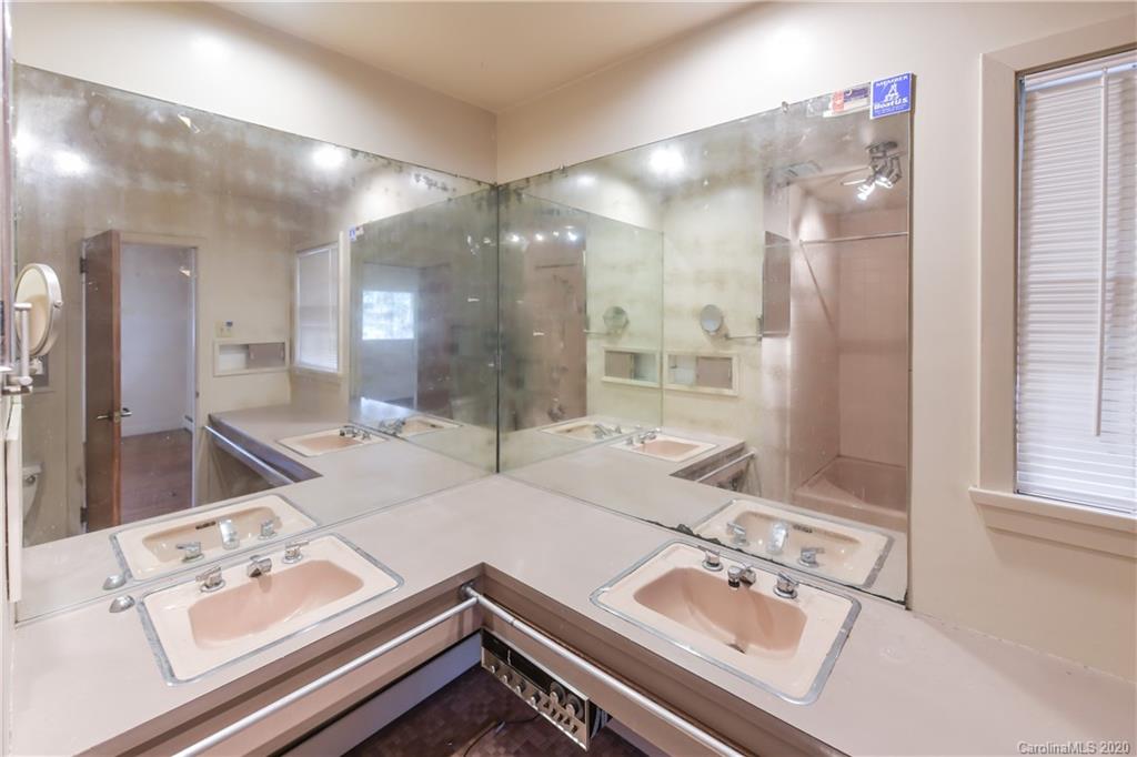 7735 Park Road Charlotte, NC 28210 - Photo 22 of 29 Gallery Image 22