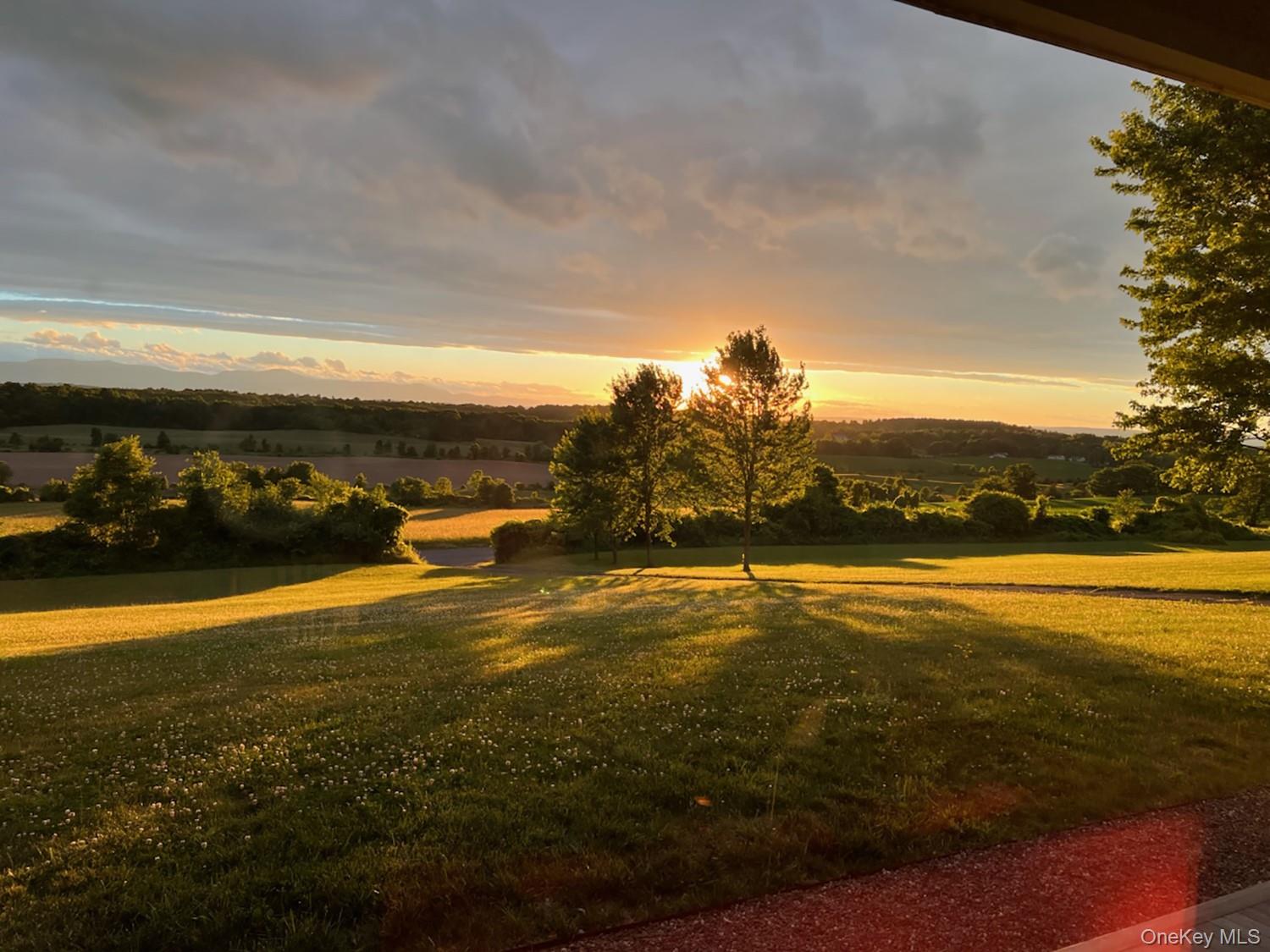 387 Tishauser Road Hudson, NY 12534 - Photo 20 of 20 a view of an ocean and beach