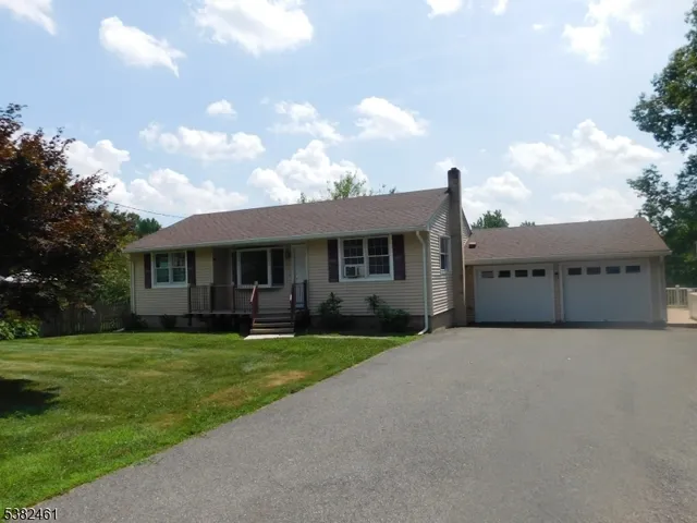 $439,000 | 584 County Road 614, Asbury, NJ 08802