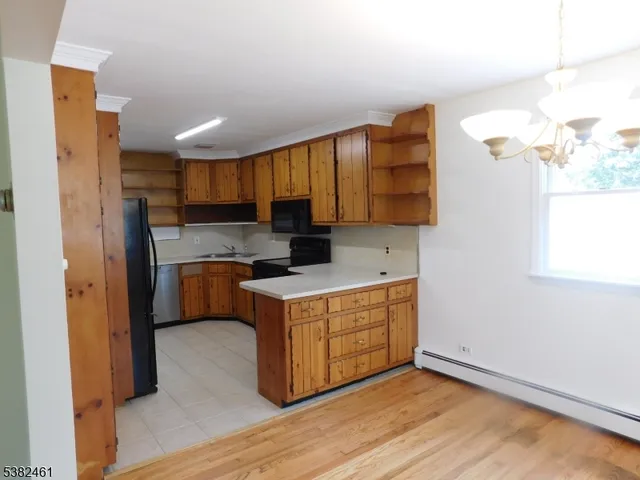 $439,000 | 584 County Road 614, Asbury, NJ 08802