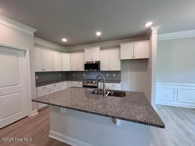 $437,900 | 127 Cherry Laurel Drive, Wallace, NC 28466