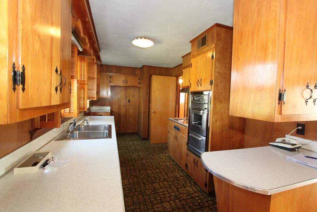 268 Kincheloe Road Fall Branch, TN 37656 - Photo 10 of 28 10