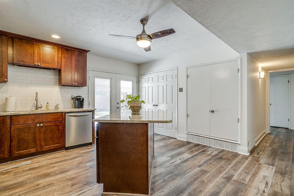 3113 Spring Grove Drive Bedford, TX 76021 - Photo 15 of 33