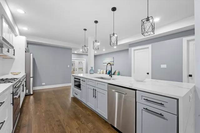 $649,900 | 1531 Wenonah Avenue, Berwyn, IL 60402