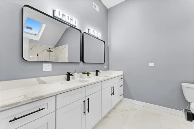 $649,900 | 1531 Wenonah Avenue, Berwyn, IL 60402