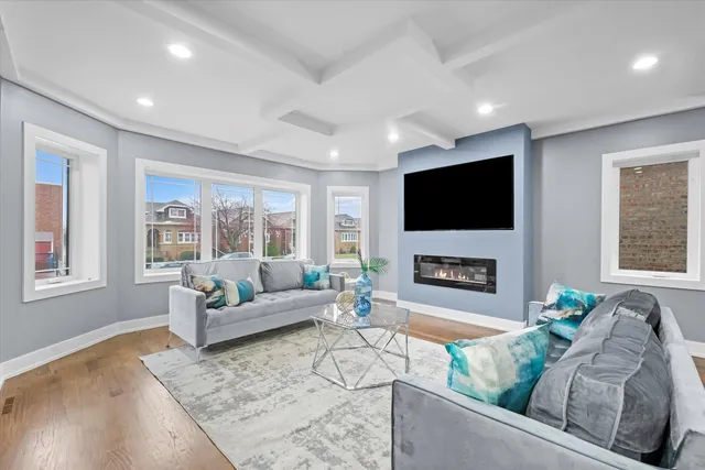 $649,900 | 1531 Wenonah Avenue, Berwyn, IL 60402