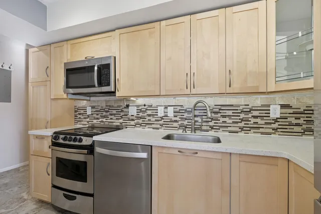 $125,000 | 1261 Cleveland Avenue North, Unit 2A, St. Paul, MN 55108