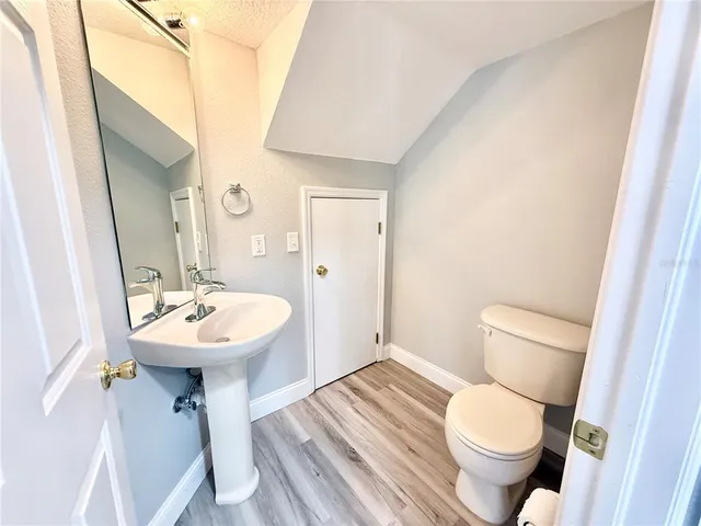 $2,390 | 9604 Charlesberg Drive, Tampa, FL 33635