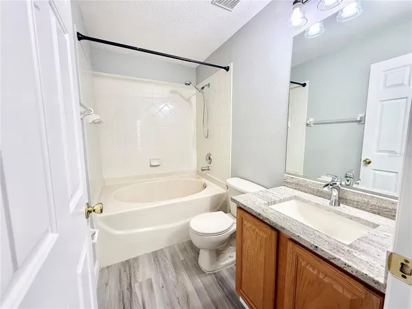 $2,190 | 9604 Charlesberg Drive, Tampa, FL 33635