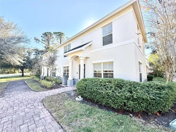 $2,190 | 9604 Charlesberg Drive, Tampa, FL 33635
